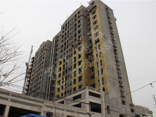 為什么鶴壁巖棉板適用于高層建筑外墻保溫？